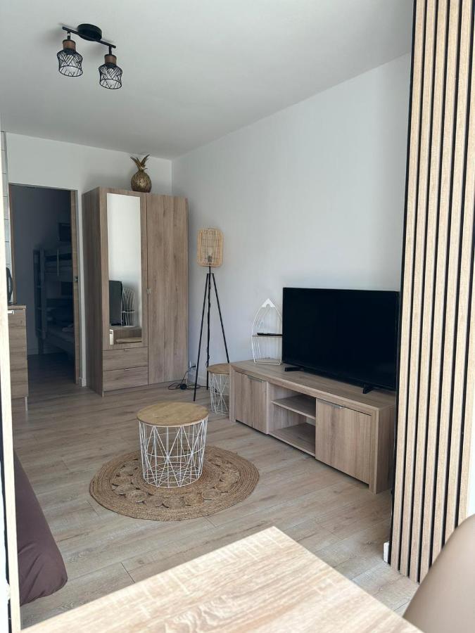 Charmant Studio Neuf 150M Plage Sur Avenue Principale Climatise Et Parking Cavalaire-sur-Mer Exteriér fotografie