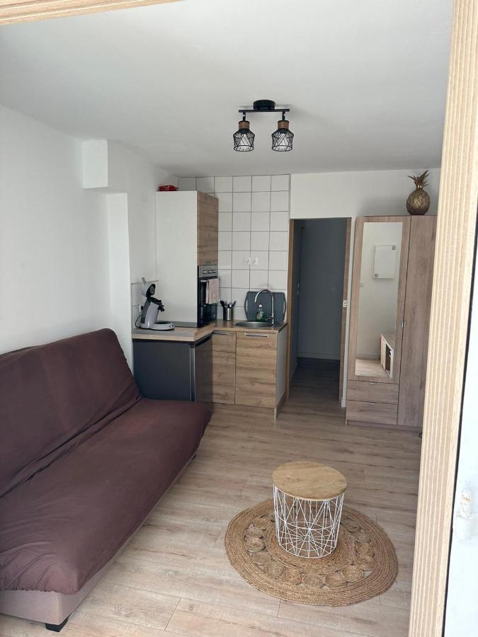 Charmant Studio Neuf 150M Plage Sur Avenue Principale Climatise Et Parking Cavalaire-sur-Mer Exteriér fotografie